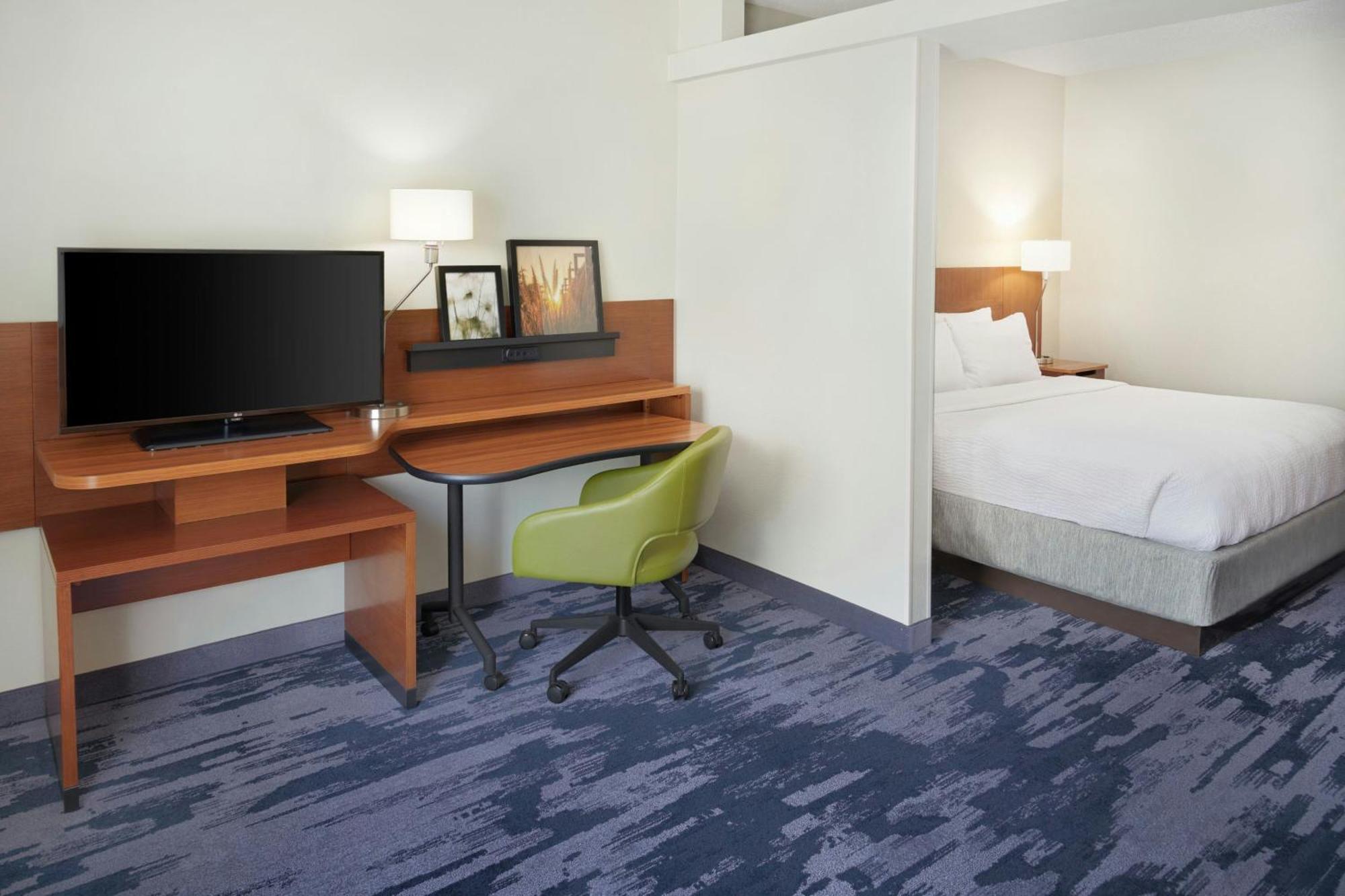 Hotel Fairfield & By Marriott Reading Wyomissing